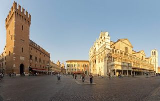 piazza-duomo-ferrara-01